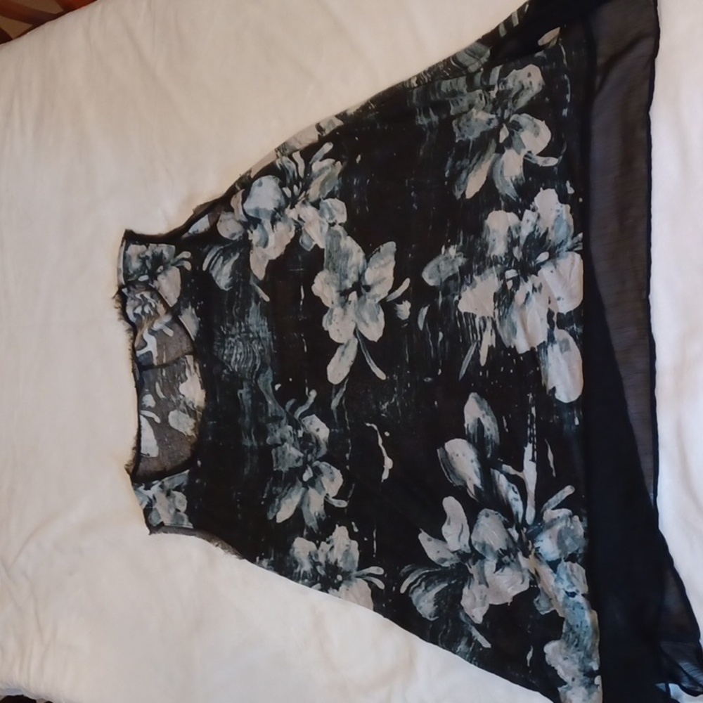 Vera Wang Womans   Black Floral Y2K Two Layer Mesh  Sleeveless Top XL